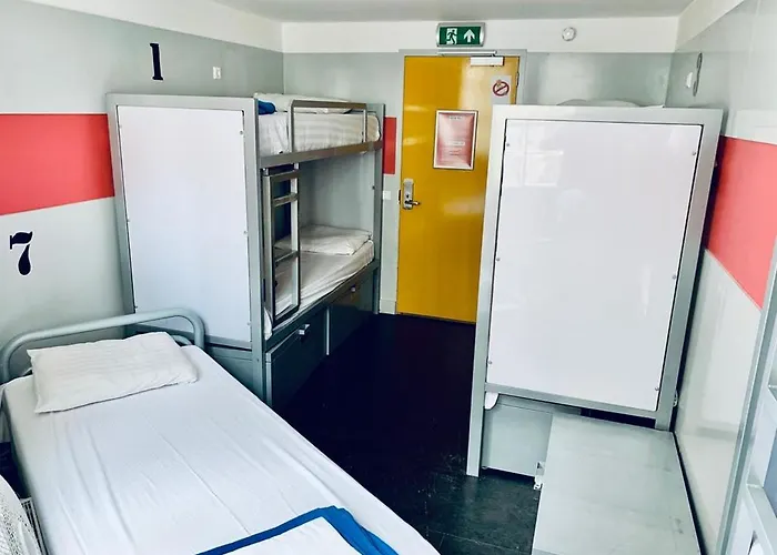 The White Tulip * Amsterdam