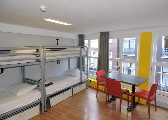 The White Tulip Hostel Amsterdam